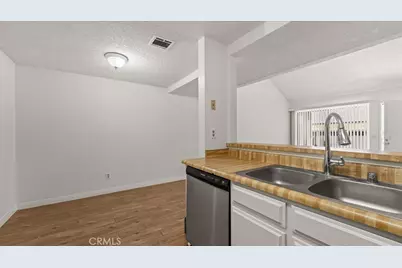 435 W 9th #B1, Upland, CA 91786 - Photo 12