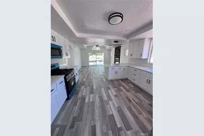 11490 4th, Hesperia, CA 92345 - Photo 8
