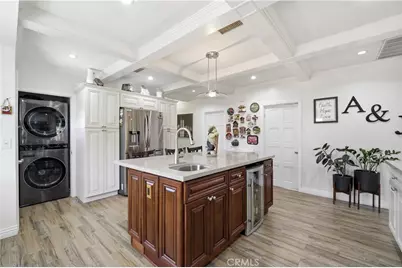1717 Phillips Way, Los Angeles, CA 90042 - Photo 12