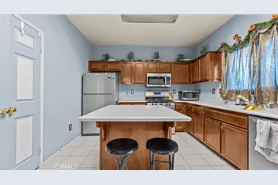 13541 Princeton, Victorville, CA 92392 - Photo 8