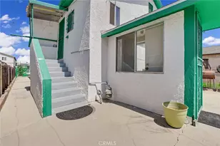 828 W 73rd St, Los Angeles, CA 90044 - Photo 26