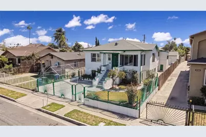 828 W 73rd Street, Los Angeles, CA 90044 - Photo 4