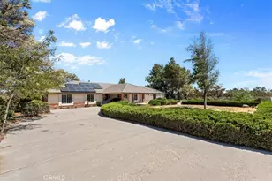 10944 Chelsea, Oak Hills, CA 92344 - Photo 2