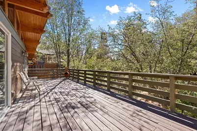 1132 Crags Lane, Fawnskin, CA 92333 - Photo 12