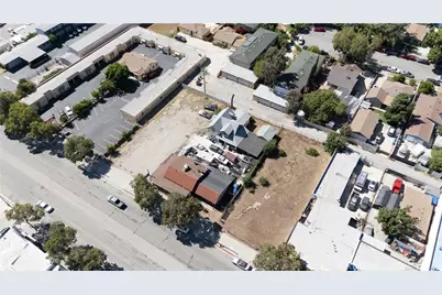 845 W Holt, Pomona, CA 91768 - Photo 20