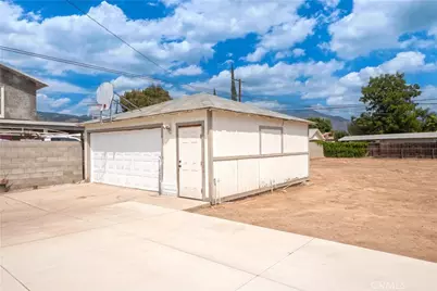 6925 Osbun, Highland, CA 92404 - Photo 24