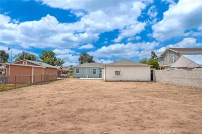 6925 Osbun, Highland, CA 92404 - Photo 26