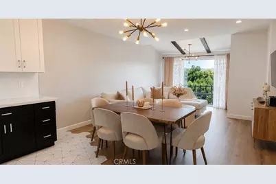 12720 Burbank #305, Valley Village, CA 91607 - Photo 4