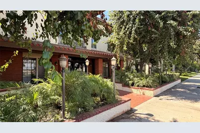 12720 Burbank #305, Valley Village, CA 91607 - Photo 20