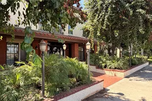 12720 Burbank, Valley Village, CA 91607 - Photo 20