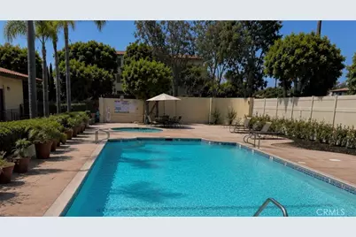 12720 Burbank #305, Valley Village, CA 91607 - Photo 16