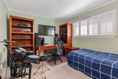 320 Browning Street, Upland, CA 91784 - Photo 22