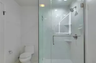 572 E San Jose Ave, Burbank, CA 91501 - Photo 40