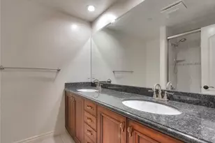 572 E San Jose Ave, Burbank, CA 91501 - Photo 32