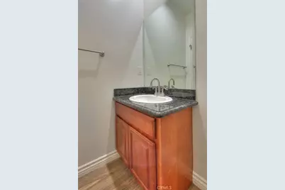 572 E San Jose Avenue #104, Burbank, CA 91501 - Photo 12