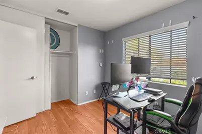 39769 Firethorn Court, Murrieta, CA 92563 - Photo 12