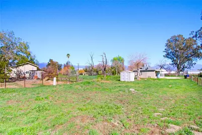 460 S Berkeley Avenue, San Bernardino, CA 92410 - Photo 16