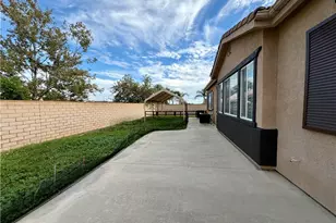 4751 Falconview Ct, Fontana, CA 92336 - Photo 24