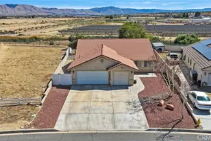 18601 Mountain Meadows, Victorville, CA 92395 - Photo 46