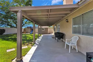 18601 Mountain Meadows, Victorville, CA 92395 - Photo 36