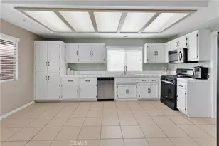 18601 Mountain Meadows, Victorville, CA 92395 - Photo 14