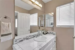 18601 Mountain Meadows, Victorville, CA 92395 - Photo 22