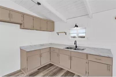 10274 Merino Avenue, Apple Valley, CA 92308 - Photo 32