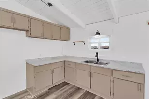 10274 Merino Ave, Apple Valley, CA 92308 - Photo 32
