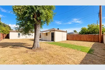 2828 N Sierra Way, San Bernardino, CA 92405 - Photo 16