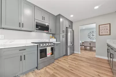 286 W Renwick, Azusa, CA 91702 - Photo 10