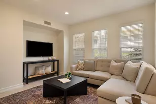20 Orange Blossom Cir, Ladera Ranch, CA 92694 - Photo 8