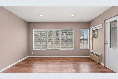 16165 Chiwi, Apple Valley, CA 92307 - Photo 8