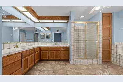 16165 Chiwi, Apple Valley, CA 92307 - Photo 14