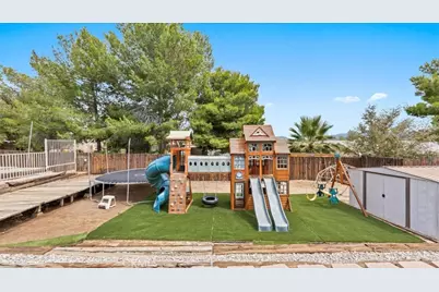 16165 Chiwi, Apple Valley, CA 92307 - Photo 22