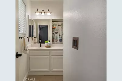 2569 W Plaza Serena Drive, Rialto, CA 92377 - Photo 16