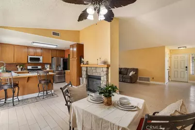 2569 W Plaza Serena Drive, Rialto, CA 92377 - Photo 8