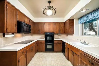 3147 E Los Cerillos Drive, West Covina, CA 91791 - Photo 12