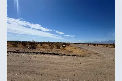 10501 Holly Road, Adelanto, CA 92301 - Photo 2