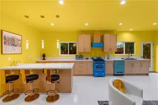 17660 Martha, Los Angeles, CA 91316 - Photo 46