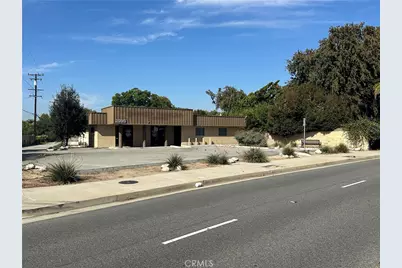 2005 N Garey N, Pomona, CA 91767 - Photo 12