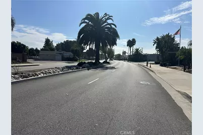 2005 N Garey N, Pomona, CA 91767 - Photo 24