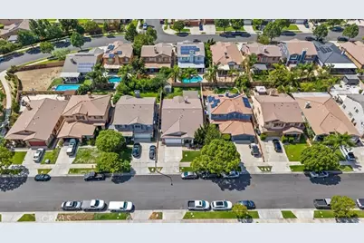 10962 Hardy Pecan Court, Fontana, CA 92337 - Photo 40