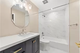 3860 Amberly Dr, Inglewood, CA 90305 - Photo 12