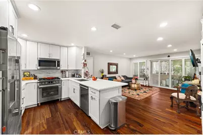 3860 Amberly Dr #F, Inglewood, CA 90305 - Photo 1