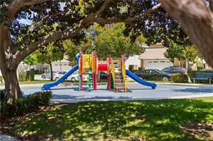 3860 Amberly Dr, Inglewood, CA 90305 - Photo 30