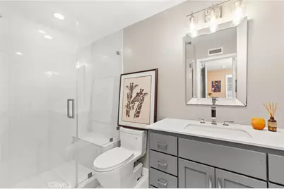 3860 Amberly Dr #F, Inglewood, CA 90305 - Photo 14