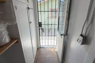 936 N Laurel, Ontario, CA 91762 - Photo 6