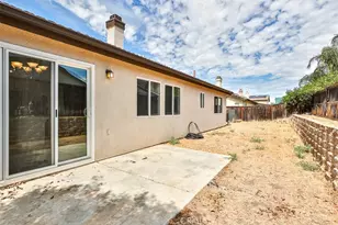 1452 Hummingbird, Hemet, CA 92545 - Photo 28