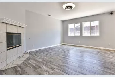 1452 Hummingbird, Hemet, CA 92545 - Photo 6