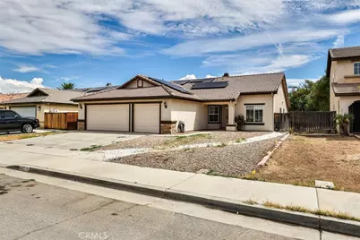 1452 Hummingbird, Hemet, CA 92545 - Photo 2
